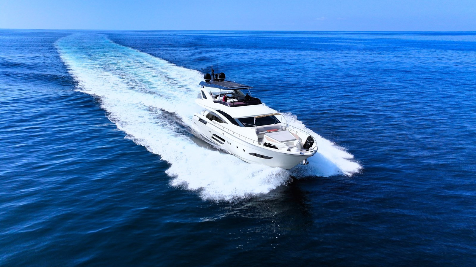https://arconyachts.ams3.digitaloceanspaces.com/88239/conversions/large_4605309-optimize.jpg