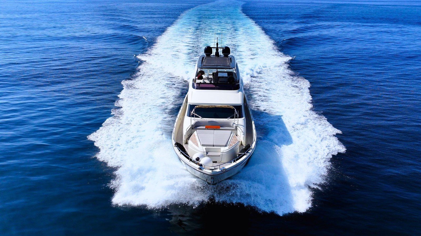 https://arconyachts.ams3.digitaloceanspaces.com/88242/conversions/large_4605310-optimize.jpg