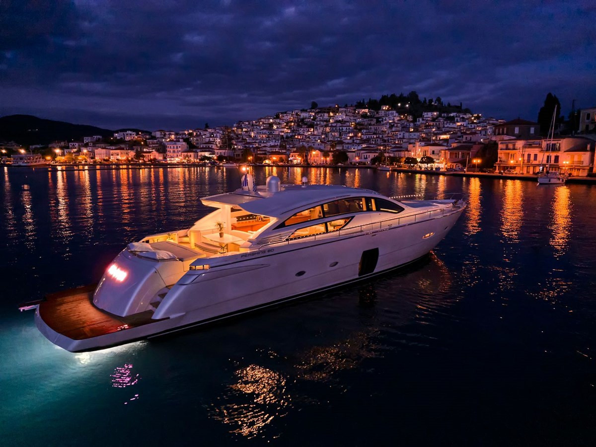https://arconyachts.ams3.digitaloceanspaces.com/88263/conversions/large_4430764-optimize.jpg