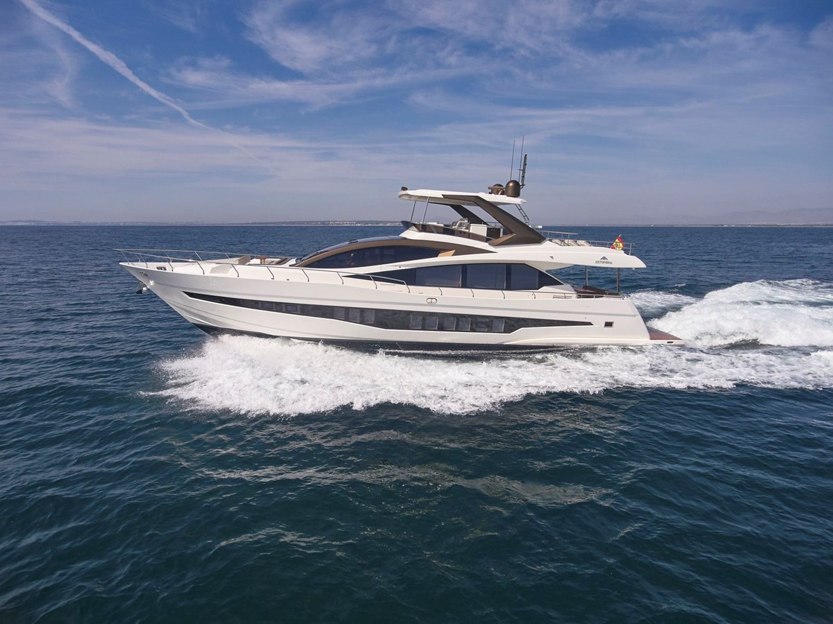 https://arconyachts.ams3.digitaloceanspaces.com/88314/conversions/large_3034265-optimize.jpg