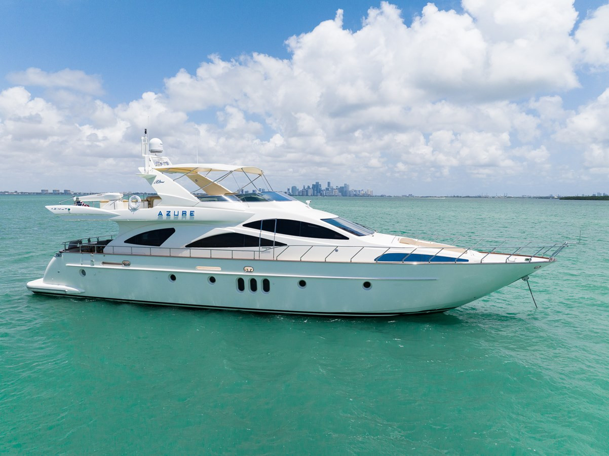 https://arconyachts.ams3.digitaloceanspaces.com/88452/conversions/large_3803241-optimize.jpg