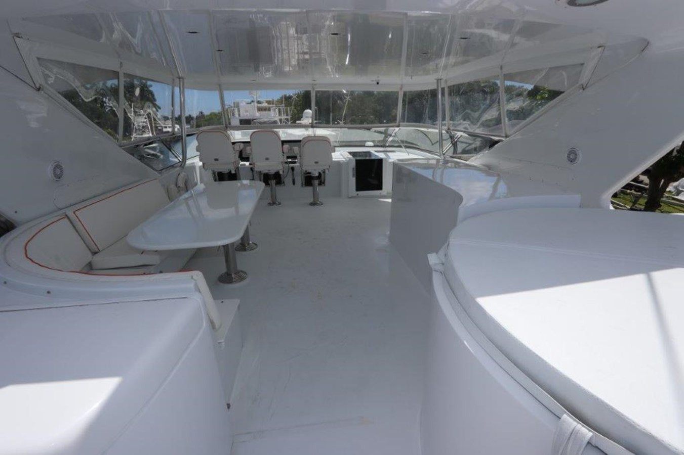 https://arconyachts.ams3.digitaloceanspaces.com/88532/conversions/large_3547413-optimize.jpg