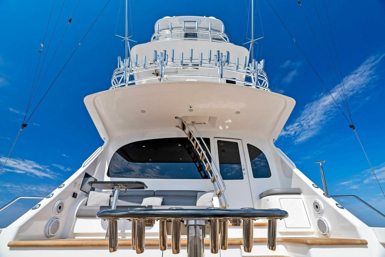 https://arconyachts.ams3.digitaloceanspaces.com/88864/conversions/large_4330271-optimize.jpg