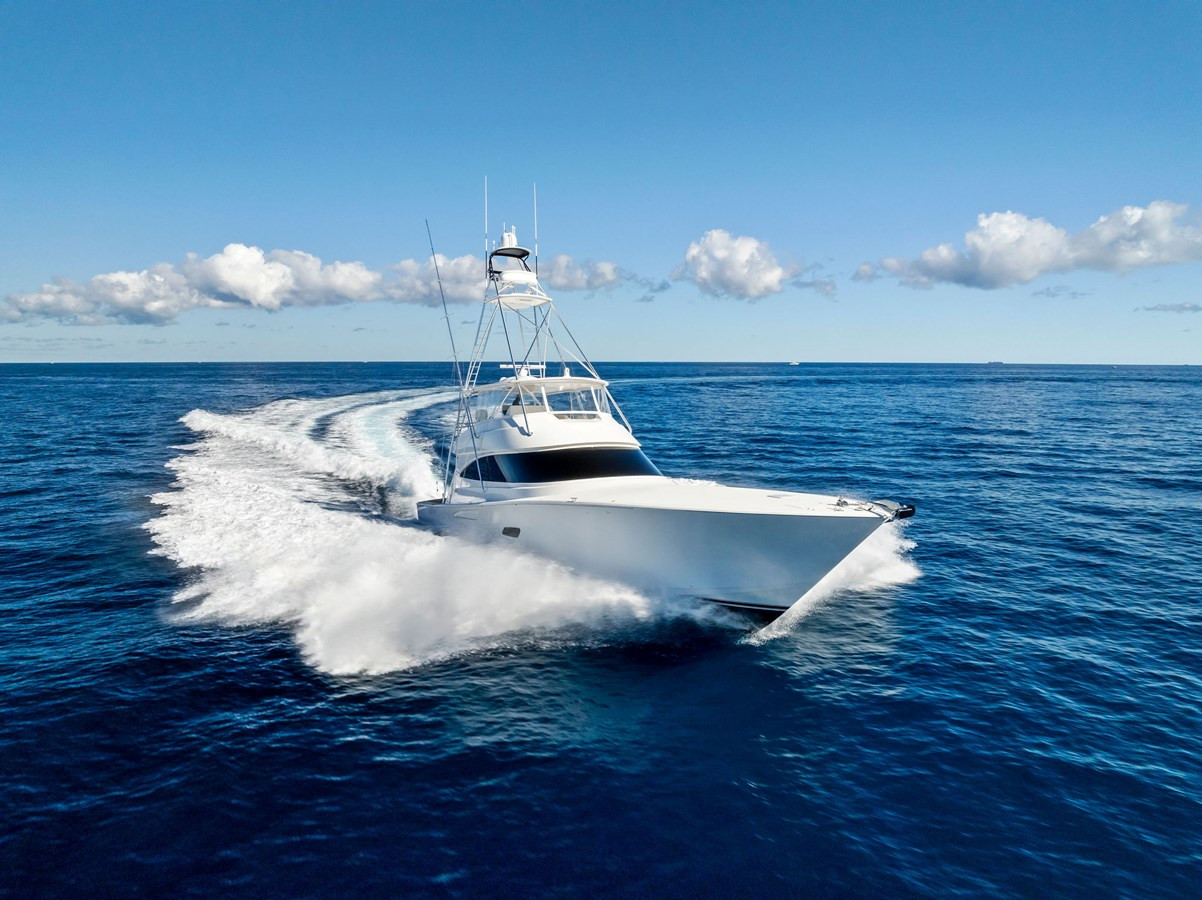 https://arconyachts.ams3.digitaloceanspaces.com/88931/conversions/large_4529346-optimize.jpg