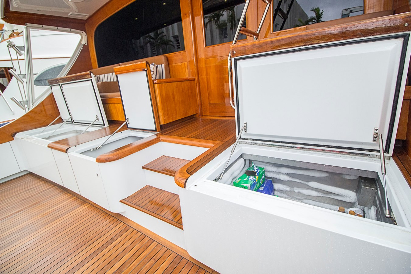 https://arconyachts.ams3.digitaloceanspaces.com/89105/conversions/large_4567885-optimize.jpg