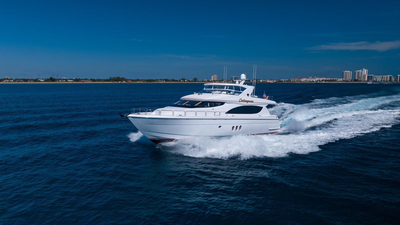 https://arconyachts.ams3.digitaloceanspaces.com/89112/conversions/large_4607614-optimize.jpg