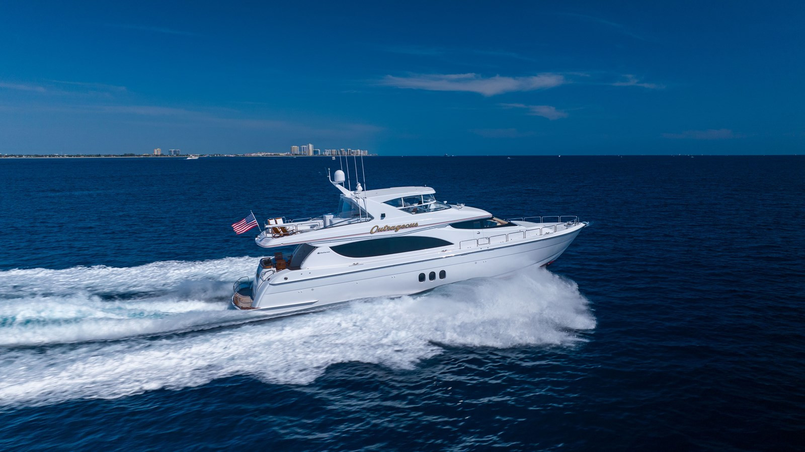 https://arconyachts.ams3.digitaloceanspaces.com/89166/conversions/large_4607632-optimize.jpg