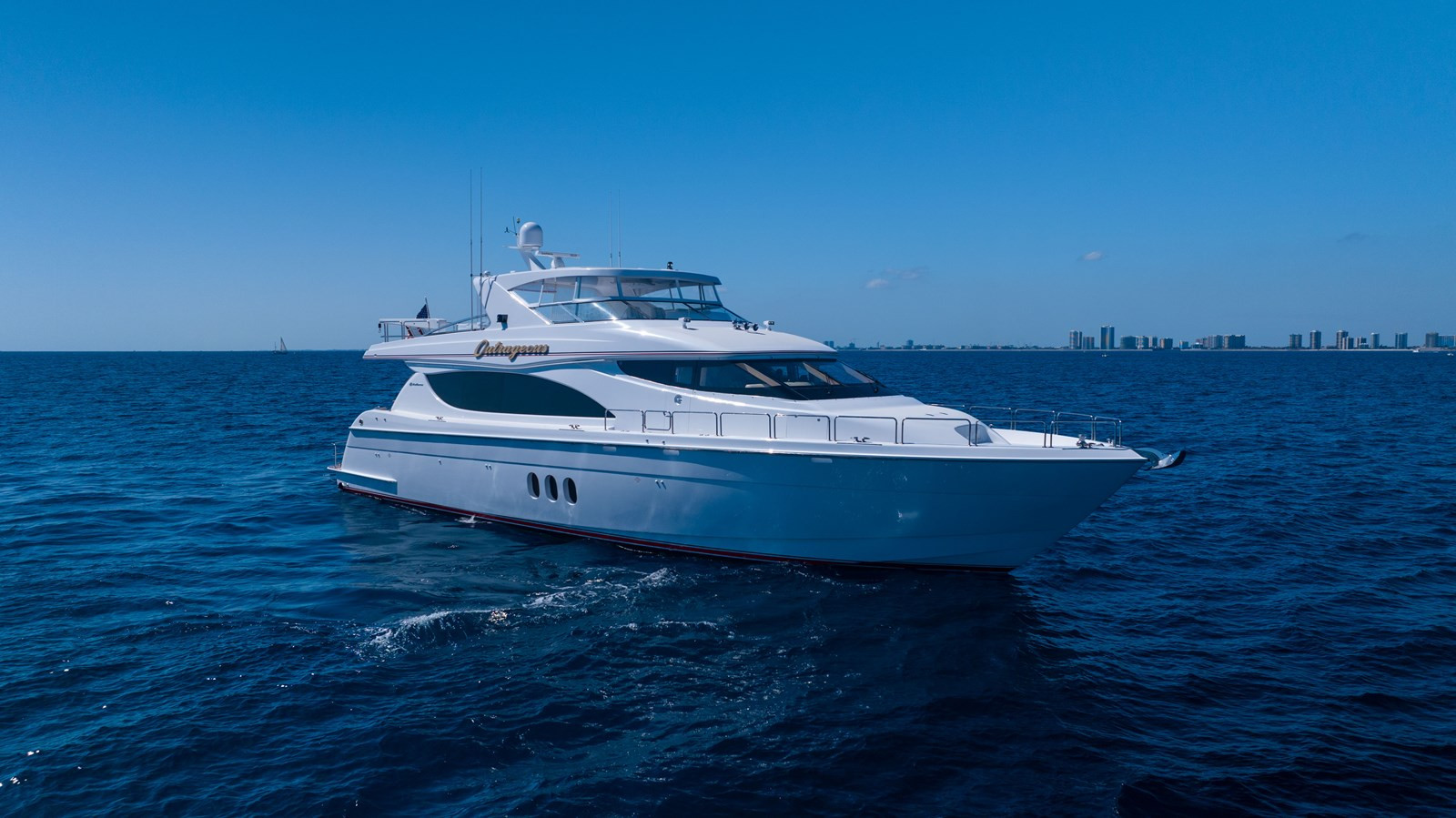 https://arconyachts.ams3.digitaloceanspaces.com/89200/conversions/large_4607644-optimize.jpg