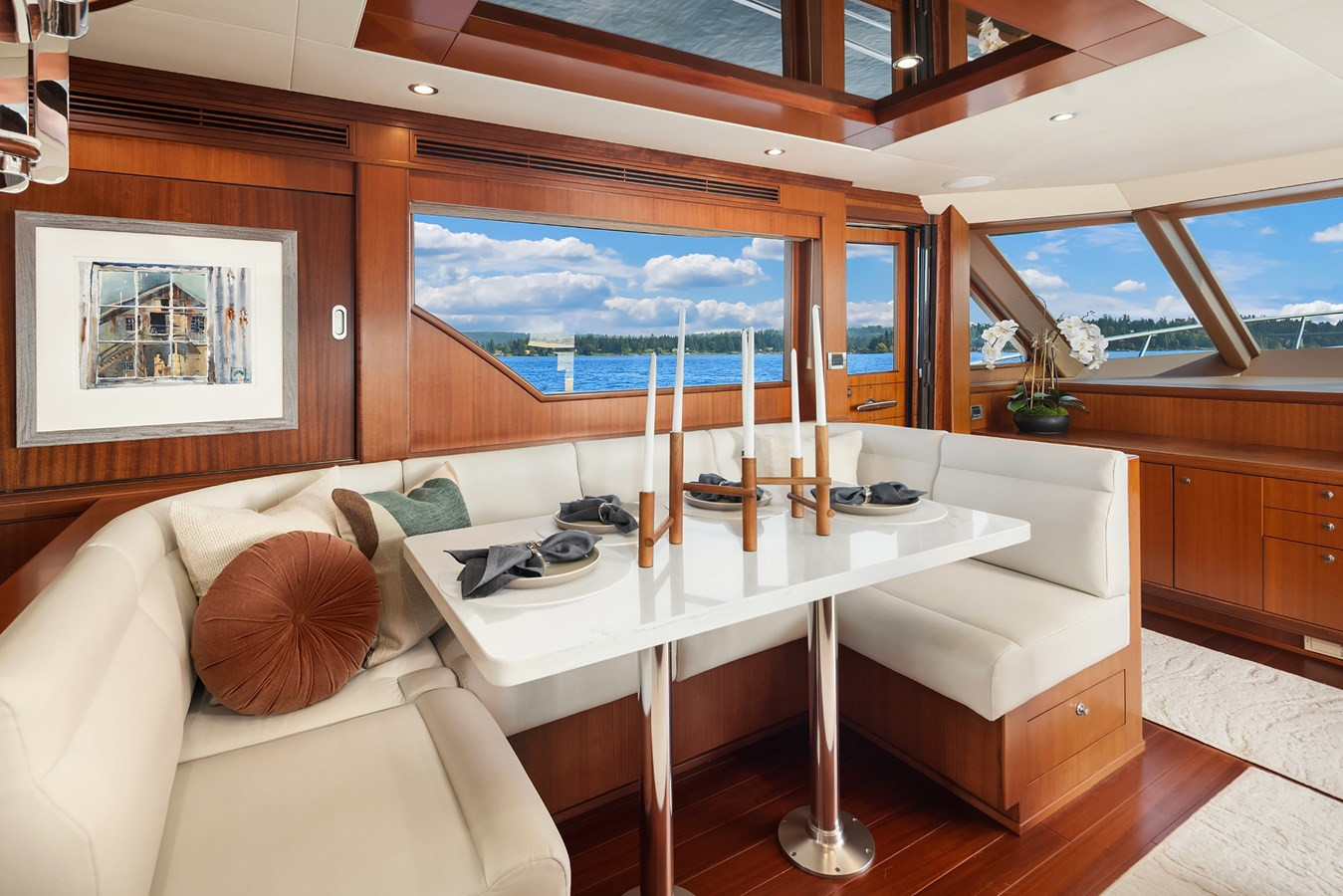 https://arconyachts.ams3.digitaloceanspaces.com/89291/conversions/large_4772925-optimize.jpg