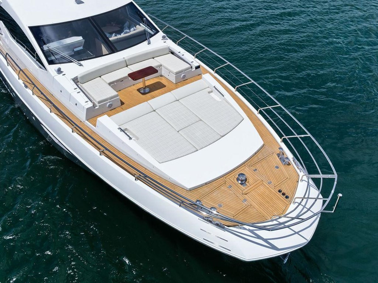 https://arconyachts.ams3.digitaloceanspaces.com/89348/conversions/large_4726732-optimize.jpg