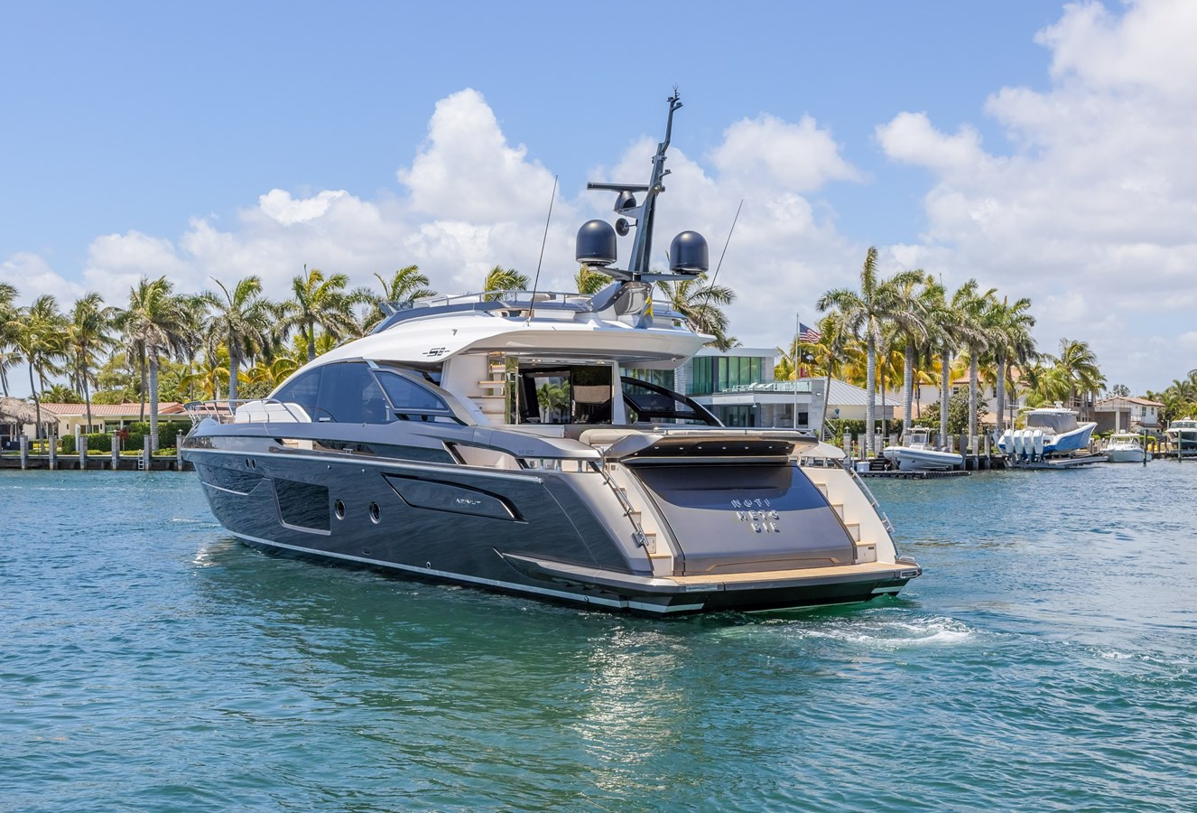 https://arconyachts.ams3.digitaloceanspaces.com/89464/conversions/large_4816436-optimize.jpg