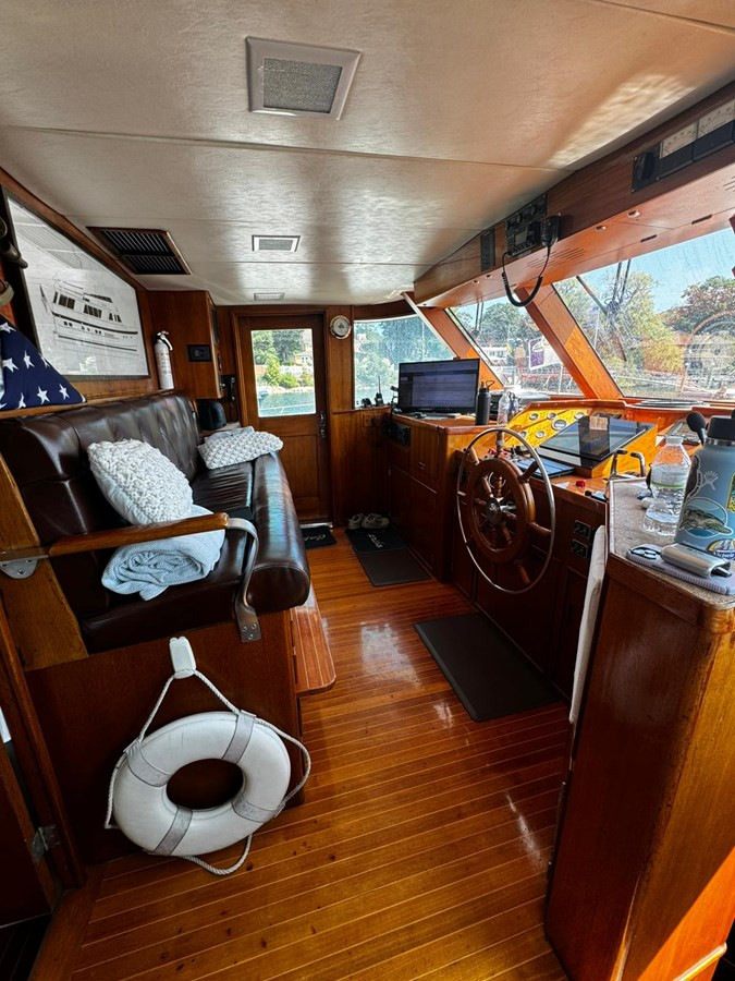 https://arconyachts.ams3.digitaloceanspaces.com/89604/conversions/large_4844153-optimize.jpg