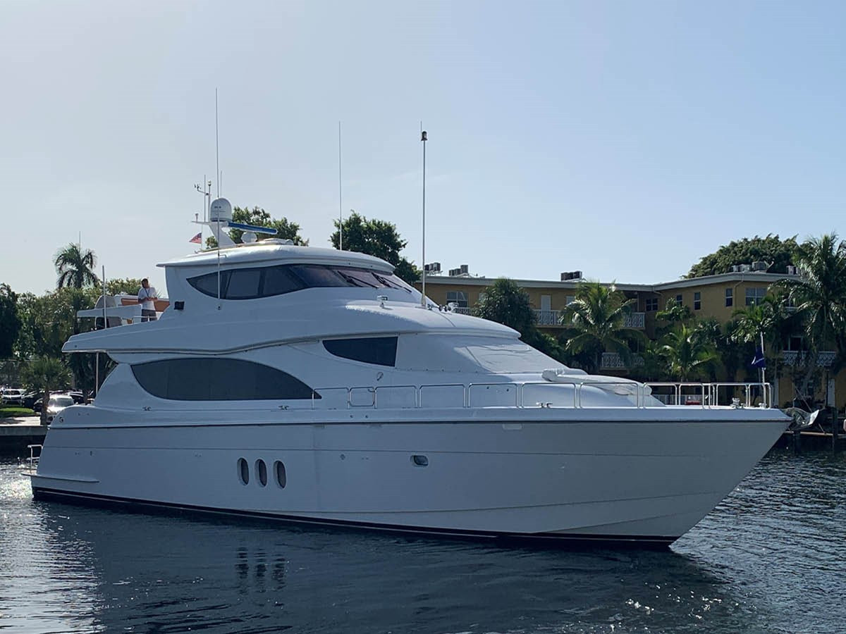 https://arconyachts.ams3.digitaloceanspaces.com/89650/conversions/large_4846594-optimize.jpg