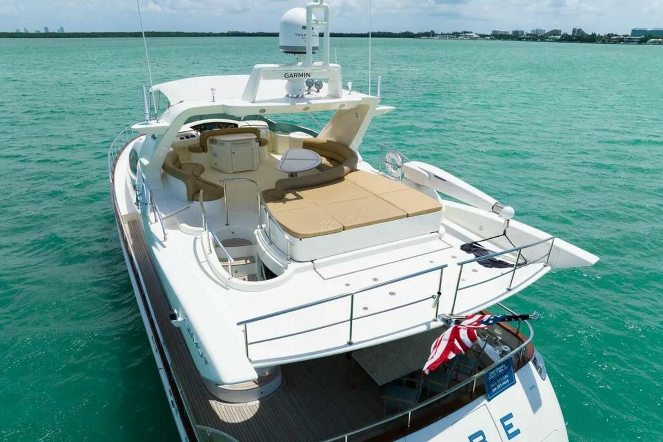 https://arconyachts.ams3.digitaloceanspaces.com/89658/conversions/large_4837026-optimize.jpg