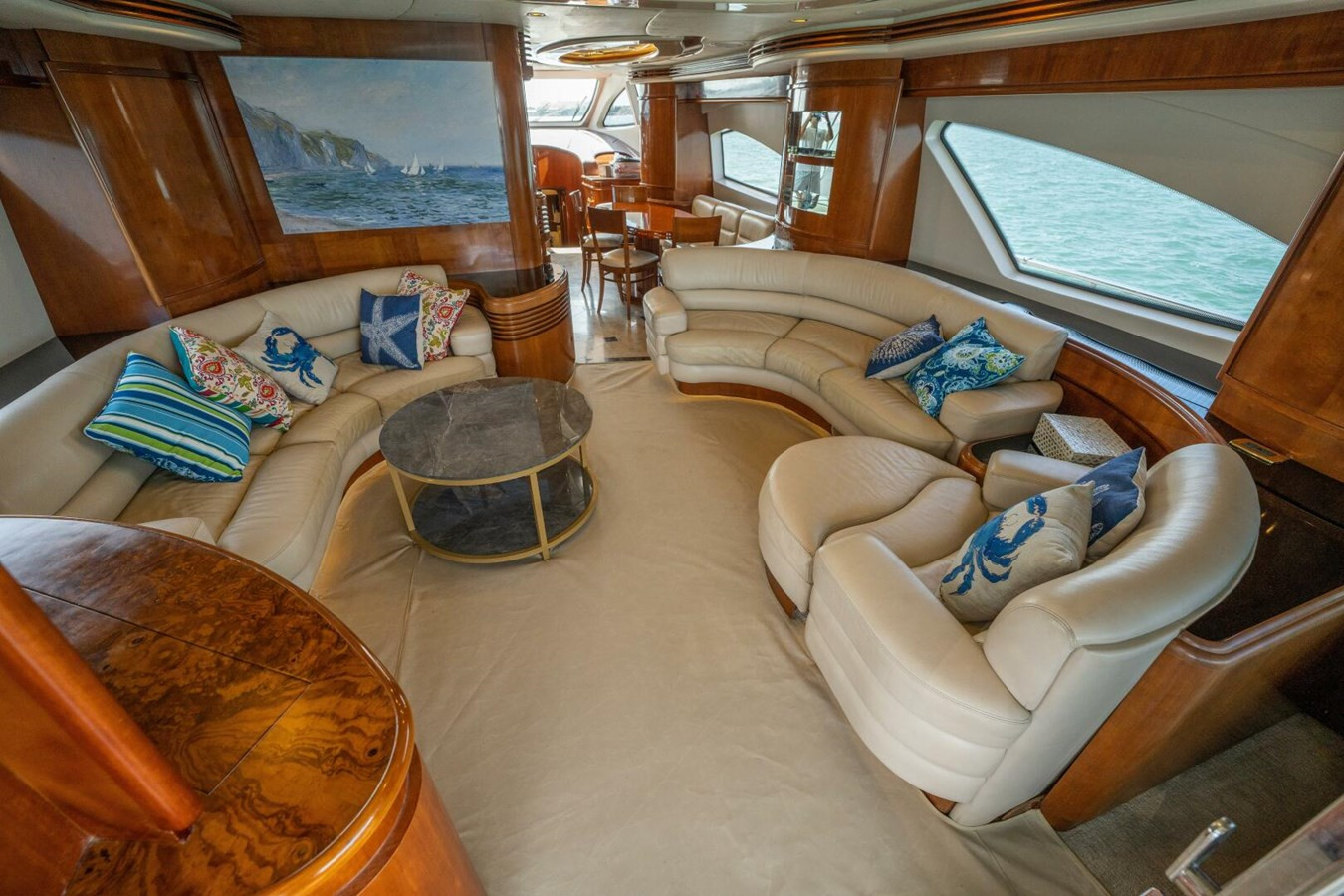 https://arconyachts.ams3.digitaloceanspaces.com/89673/conversions/large_4837033-optimize.jpg