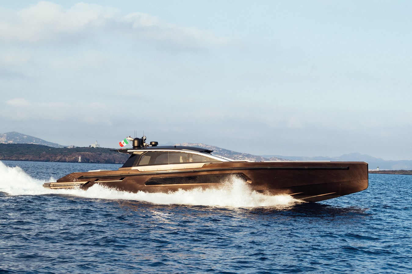 https://arconyachts.ams3.digitaloceanspaces.com/89693/conversions/large_4032378-optimize.jpg