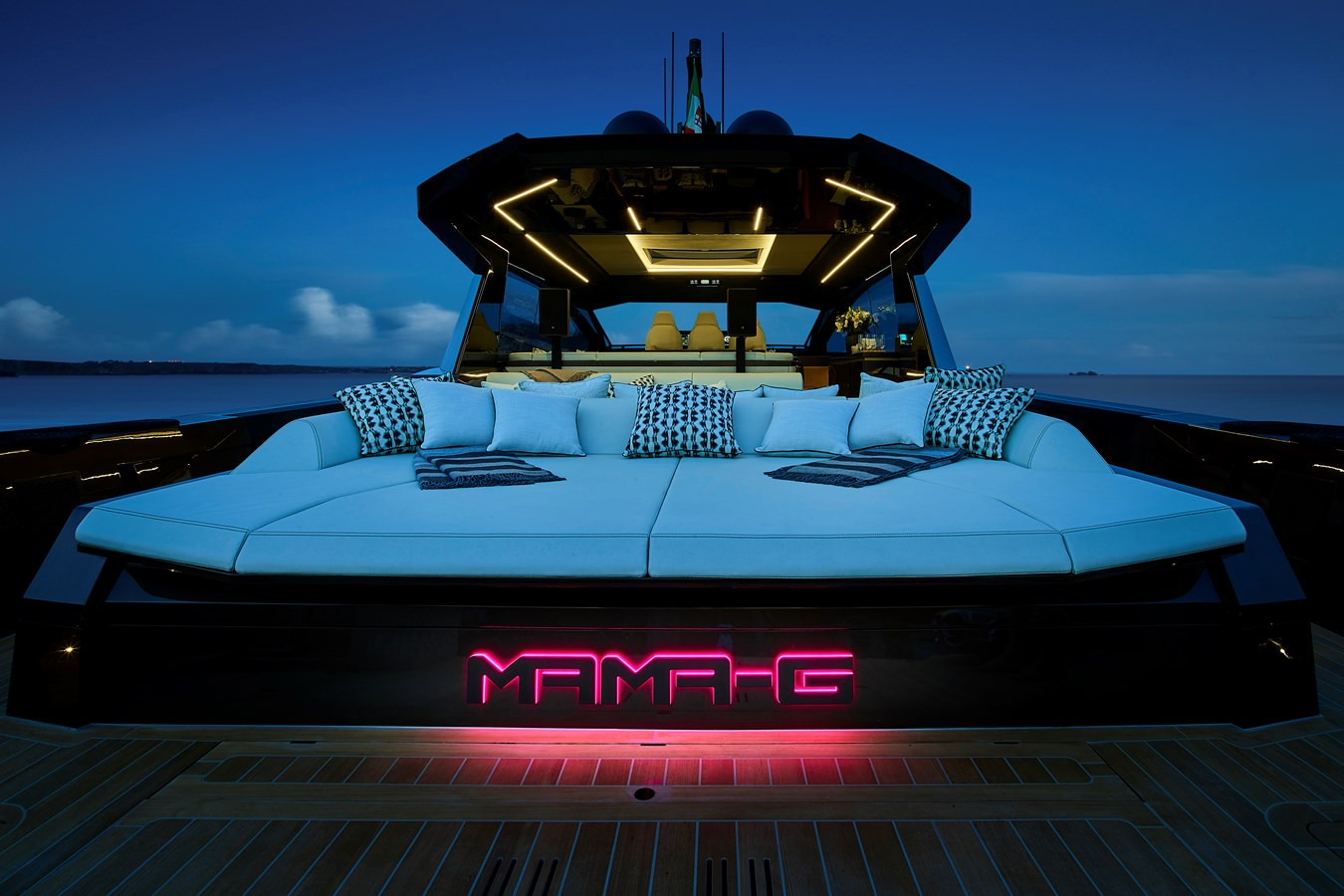 https://arconyachts.ams3.digitaloceanspaces.com/89728/conversions/large_4032390-optimize.jpg