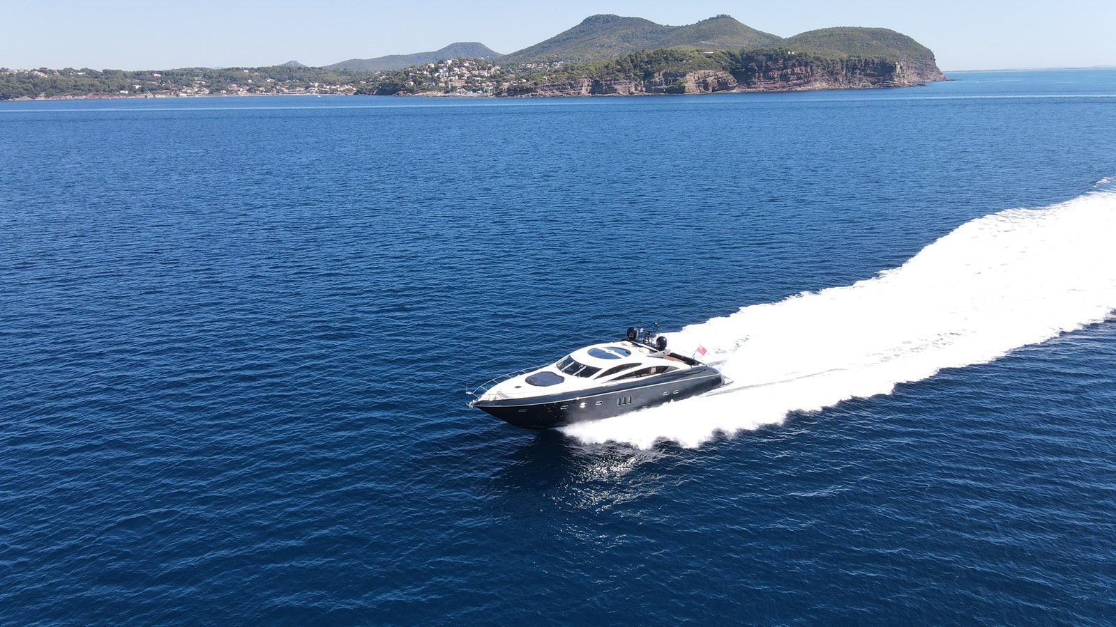 https://arconyachts.ams3.digitaloceanspaces.com/89732/conversions/large_3935976-optimize.jpg