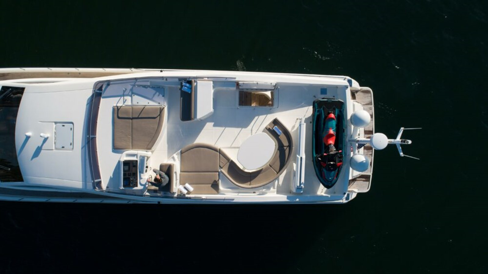 https://arconyachts.ams3.digitaloceanspaces.com/89817/conversions/large_3499616-optimize.jpg