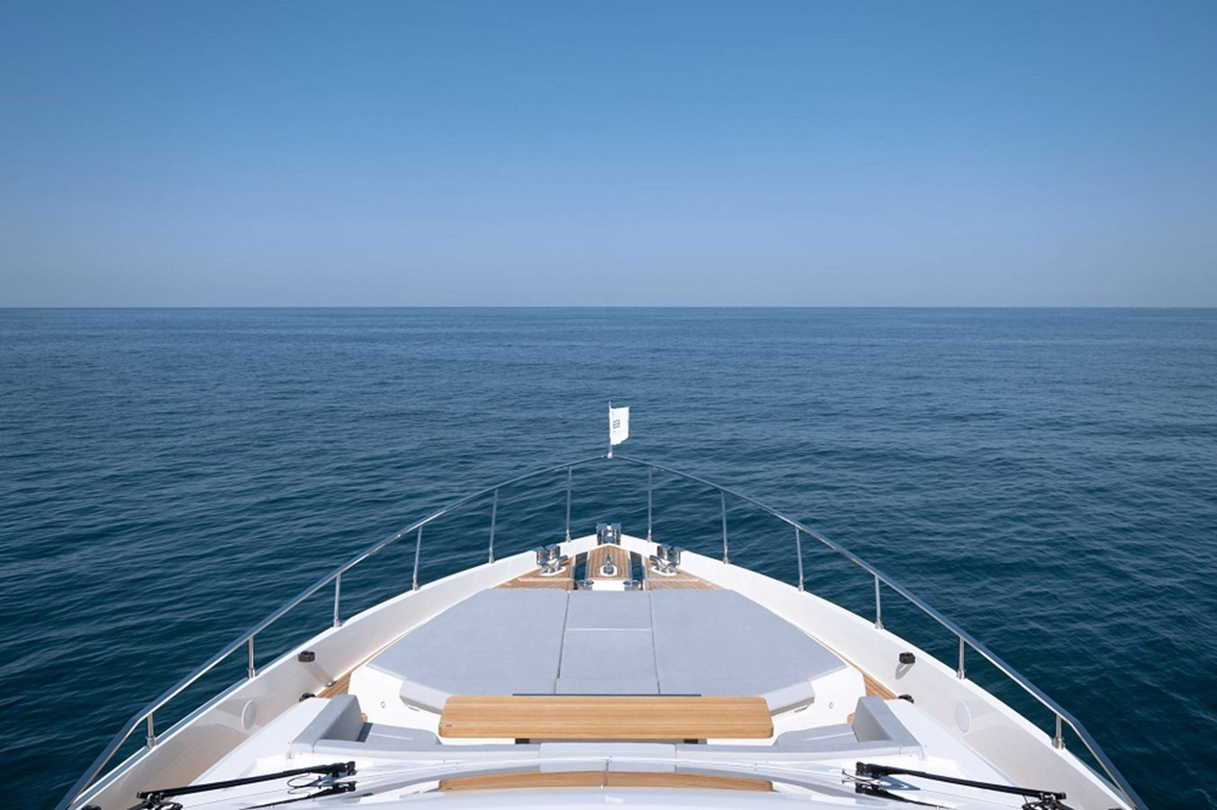 https://arconyachts.ams3.digitaloceanspaces.com/89910/conversions/large_4557308-optimize.jpg