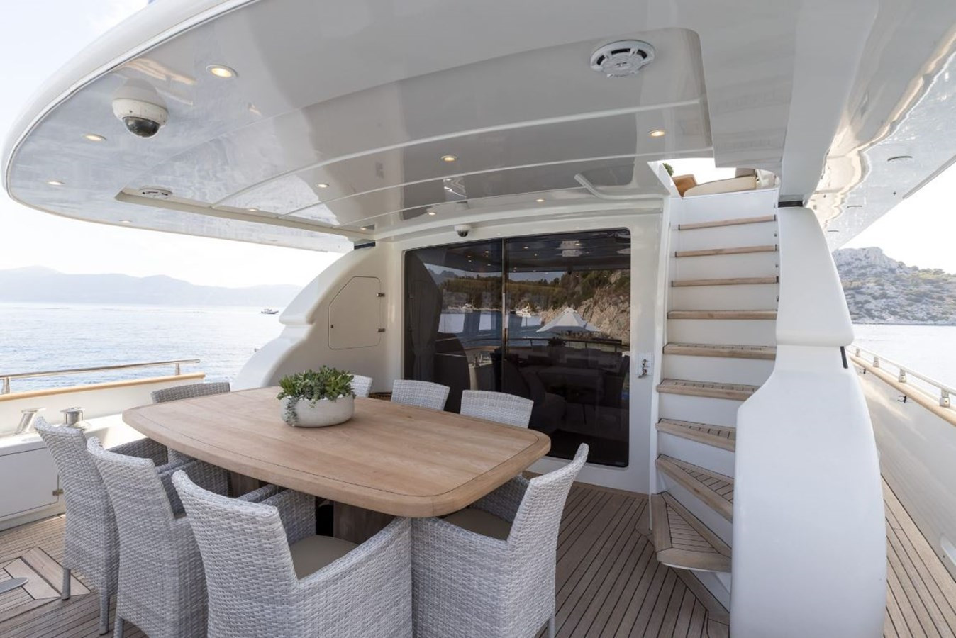 https://arconyachts.ams3.digitaloceanspaces.com/89972/conversions/large_3967315-optimize.jpg