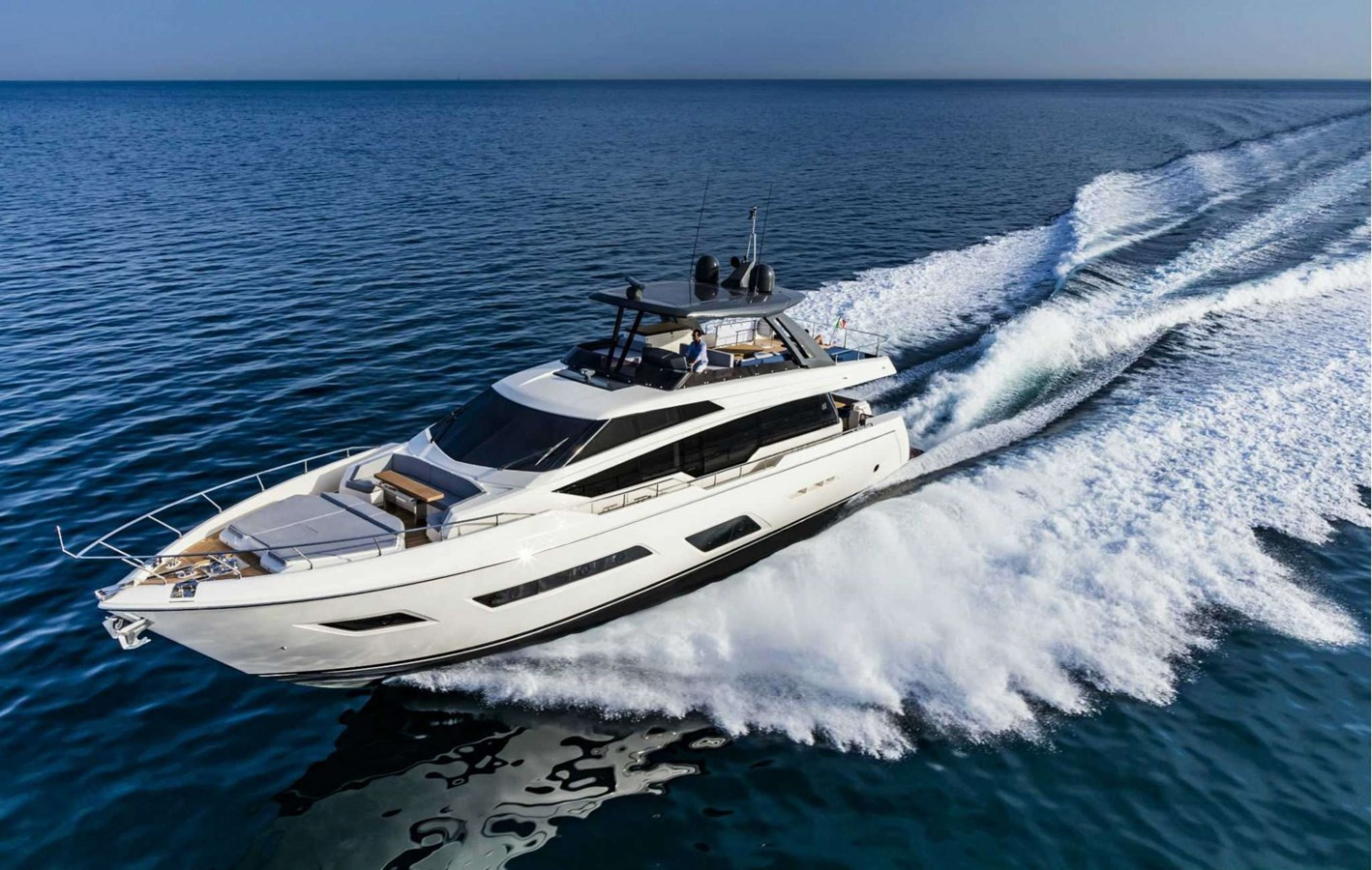 https://arconyachts.ams3.digitaloceanspaces.com/90029/conversions/large_4509906-optimize.jpg