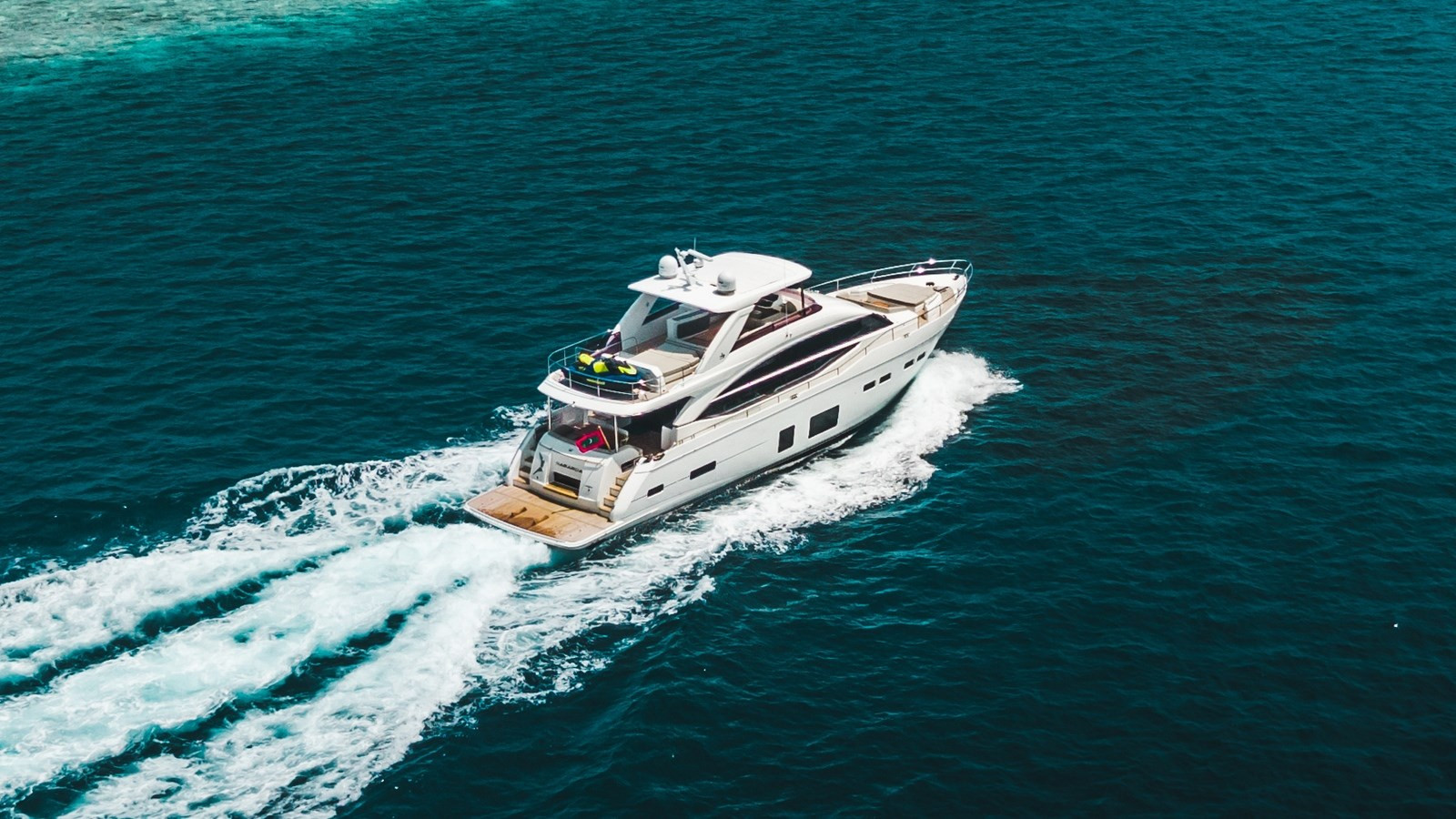 https://arconyachts.ams3.digitaloceanspaces.com/90072/conversions/large_4756057-optimize.jpg