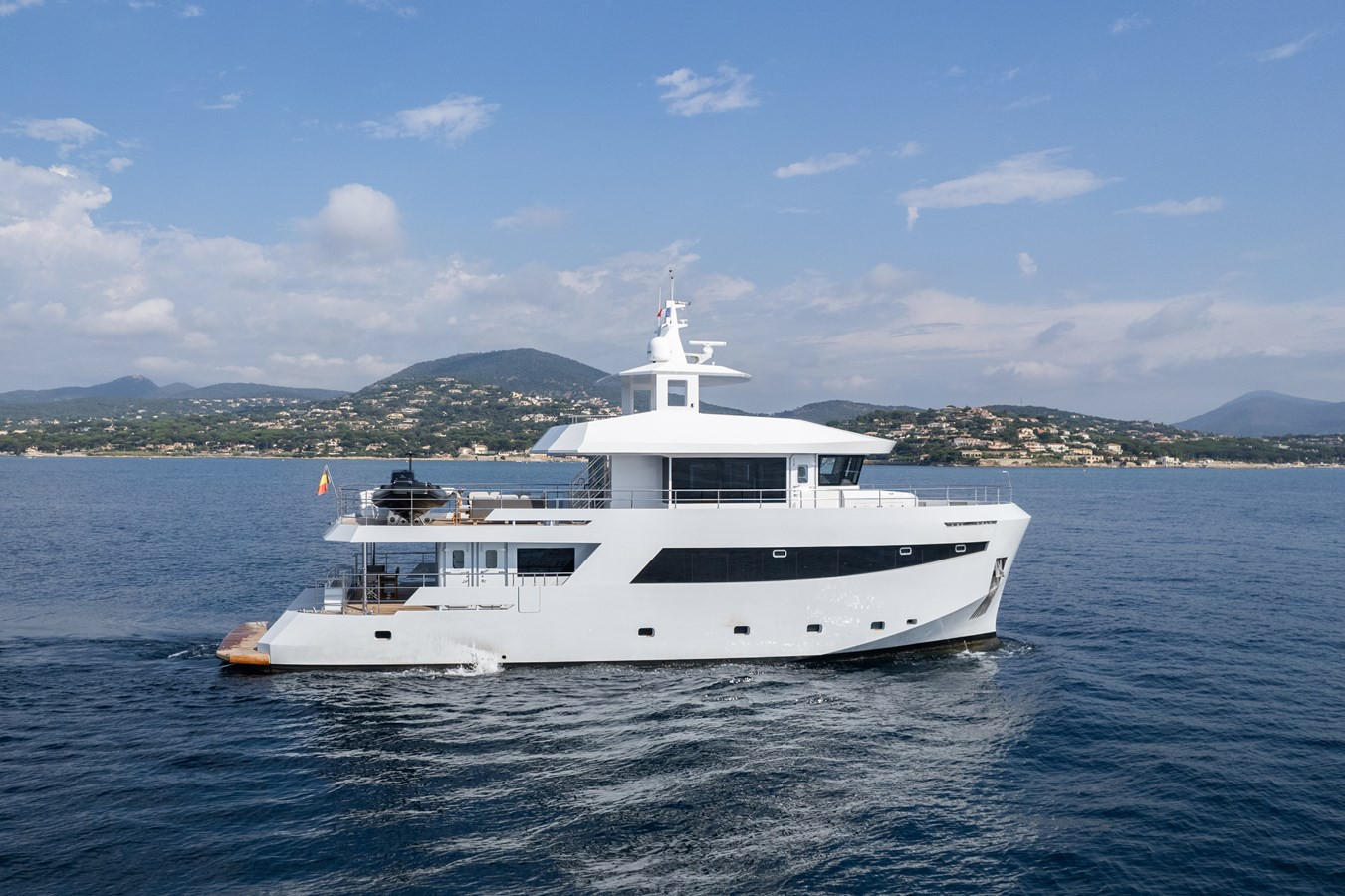 https://arconyachts.ams3.digitaloceanspaces.com/90099/conversions/large_4280706-optimize.jpg