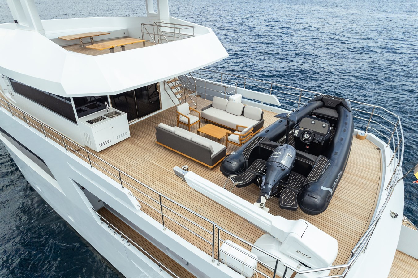 https://arconyachts.ams3.digitaloceanspaces.com/90263/conversions/large_4280765-optimize.jpg