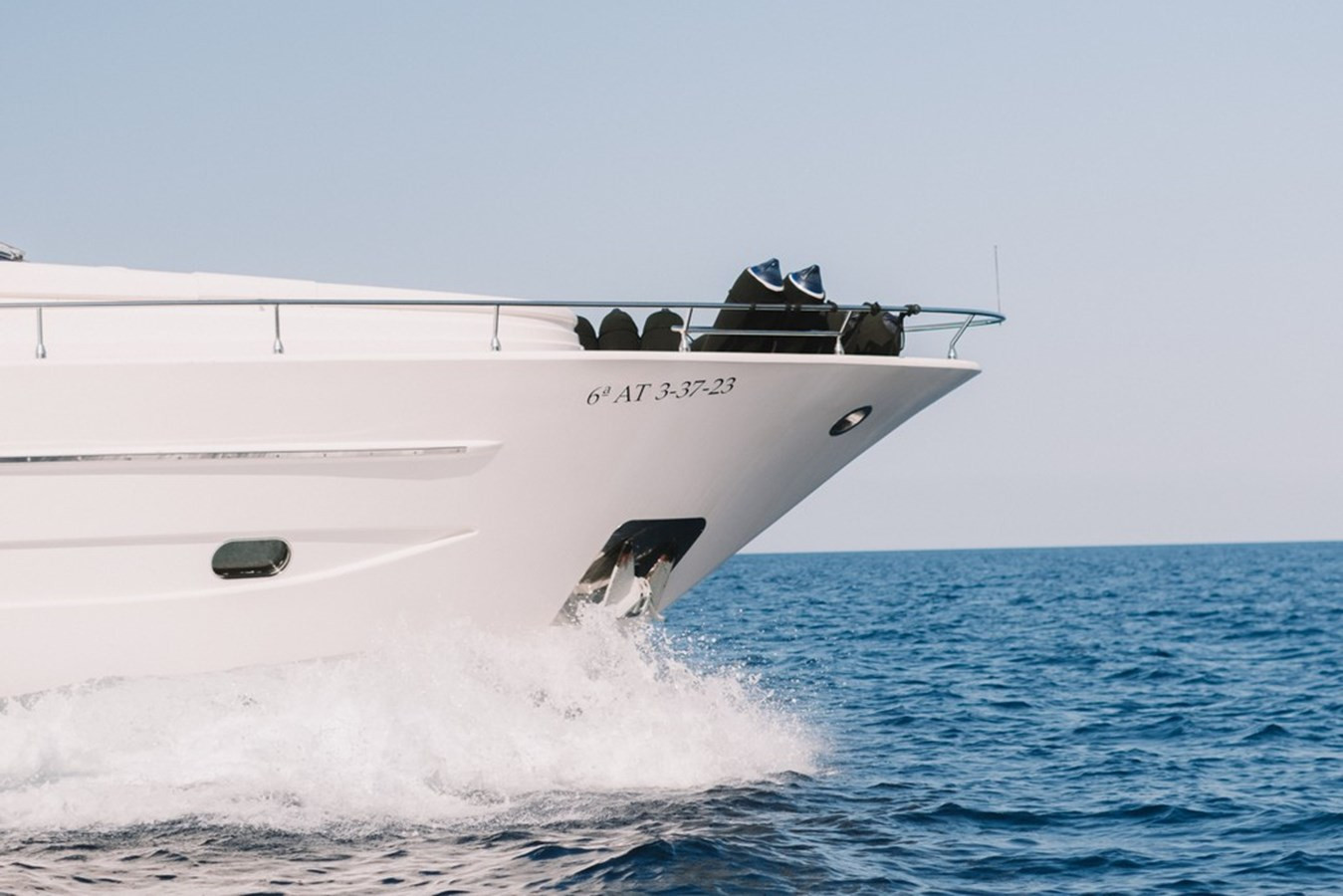 https://arconyachts.ams3.digitaloceanspaces.com/90310/conversions/large_4618404-optimize.jpg