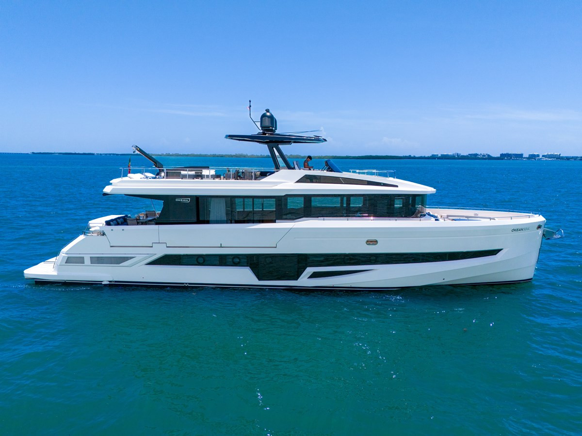https://arconyachts.ams3.digitaloceanspaces.com/90329/conversions/large_4738390-optimize.jpg