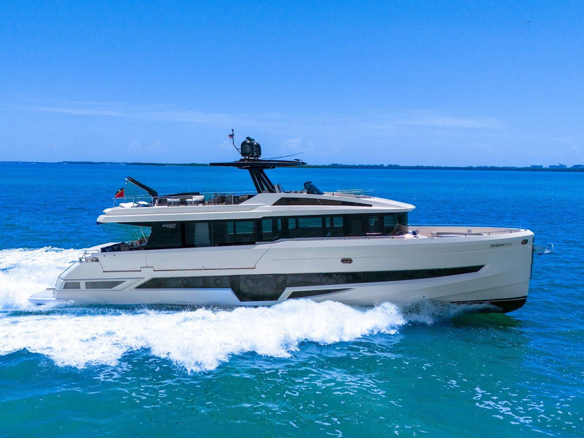 https://arconyachts.ams3.digitaloceanspaces.com/90338/conversions/large_4738393-optimize.jpg