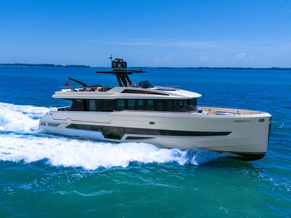 https://arconyachts.ams3.digitaloceanspaces.com/90341/conversions/large_4738394-optimize.jpg