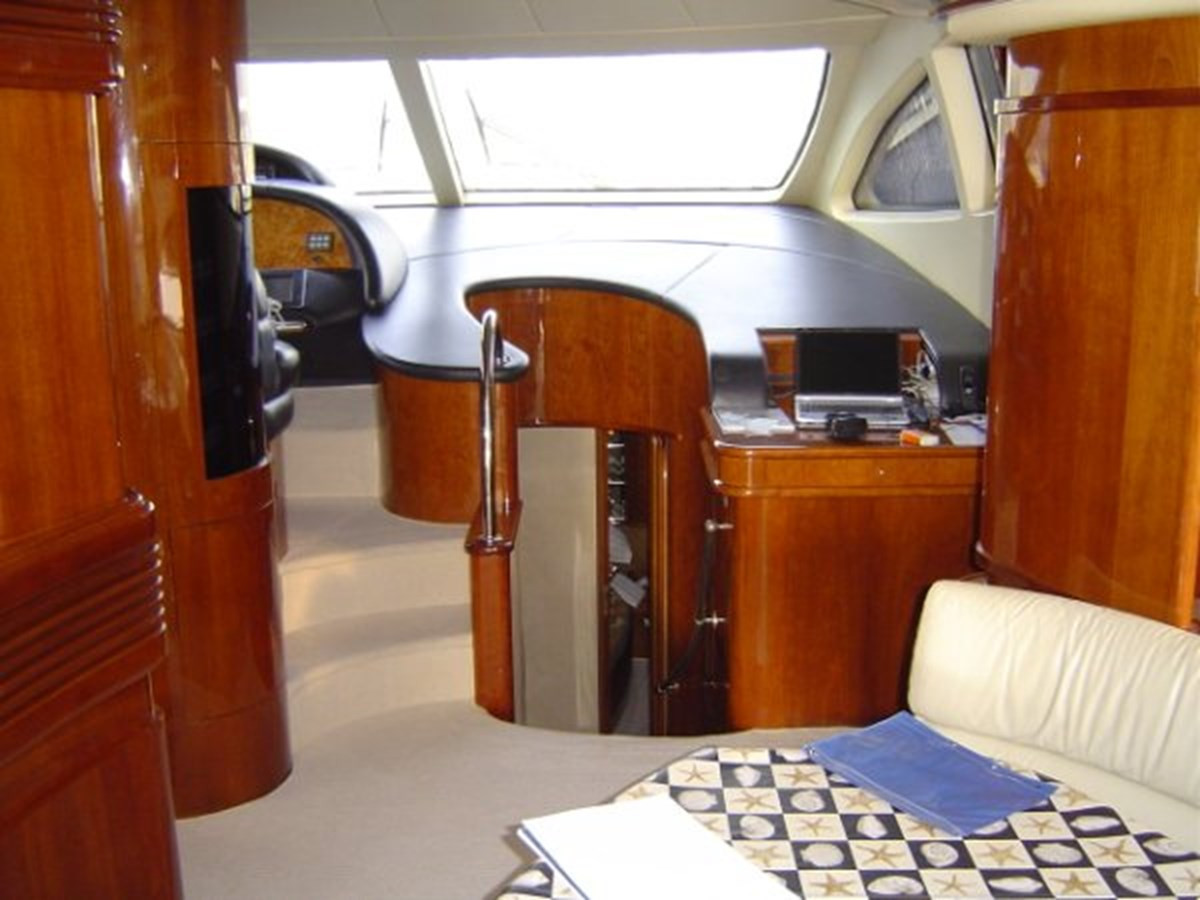 https://arconyachts.ams3.digitaloceanspaces.com/90344/conversions/large_3677136-optimize.jpg