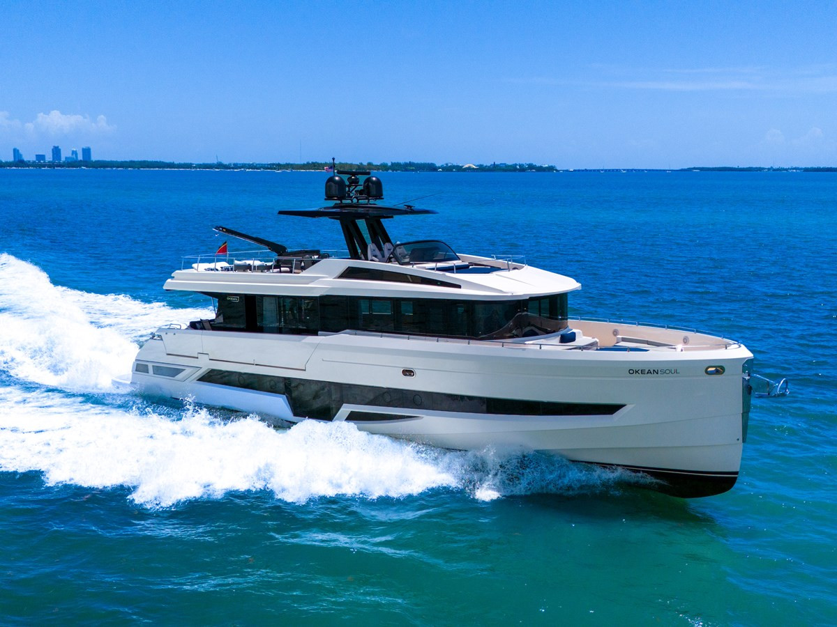 https://arconyachts.ams3.digitaloceanspaces.com/90345/conversions/large_4738395-optimize.jpg