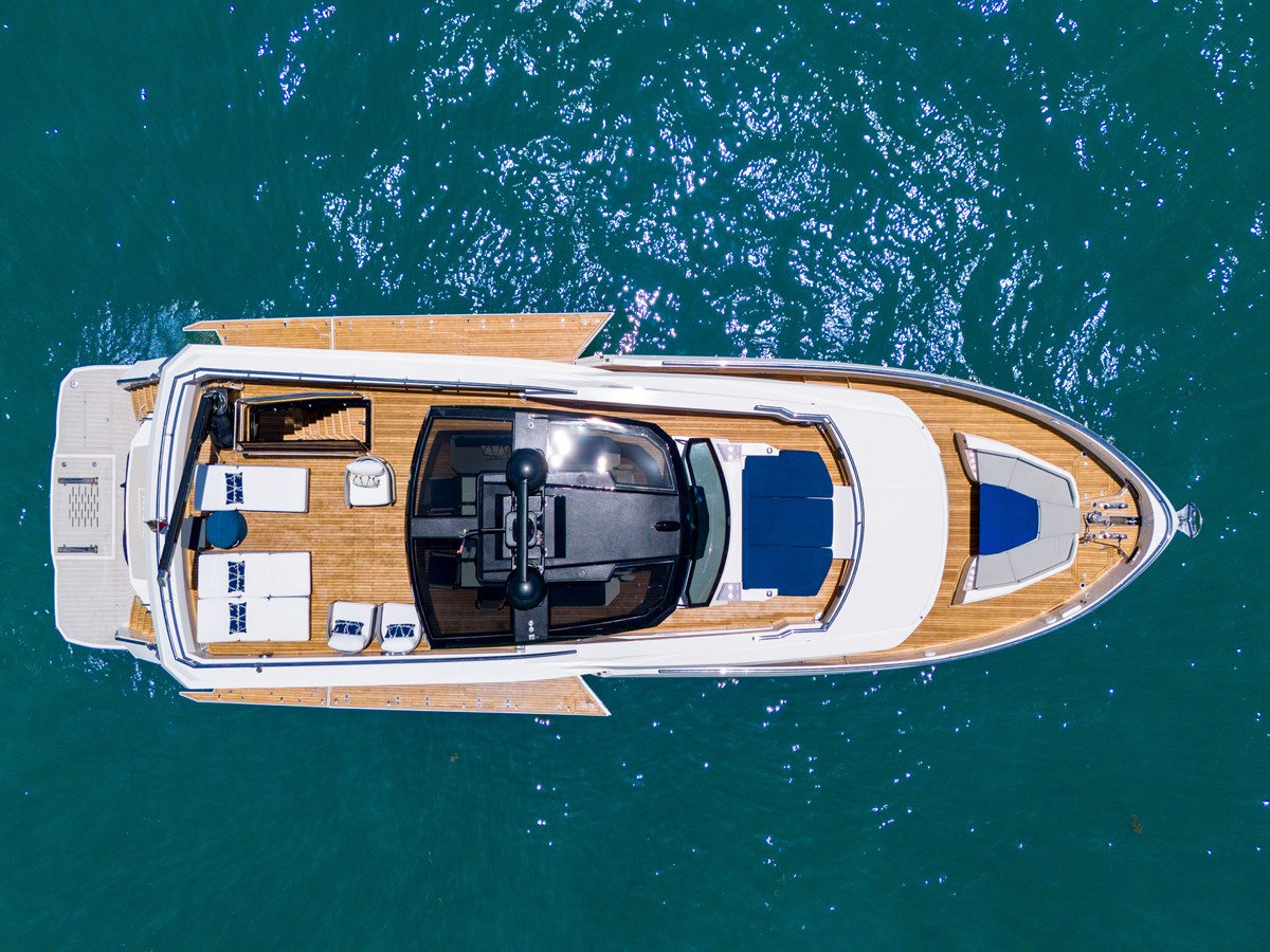 https://arconyachts.ams3.digitaloceanspaces.com/90431/conversions/large_4738424-optimize.jpg