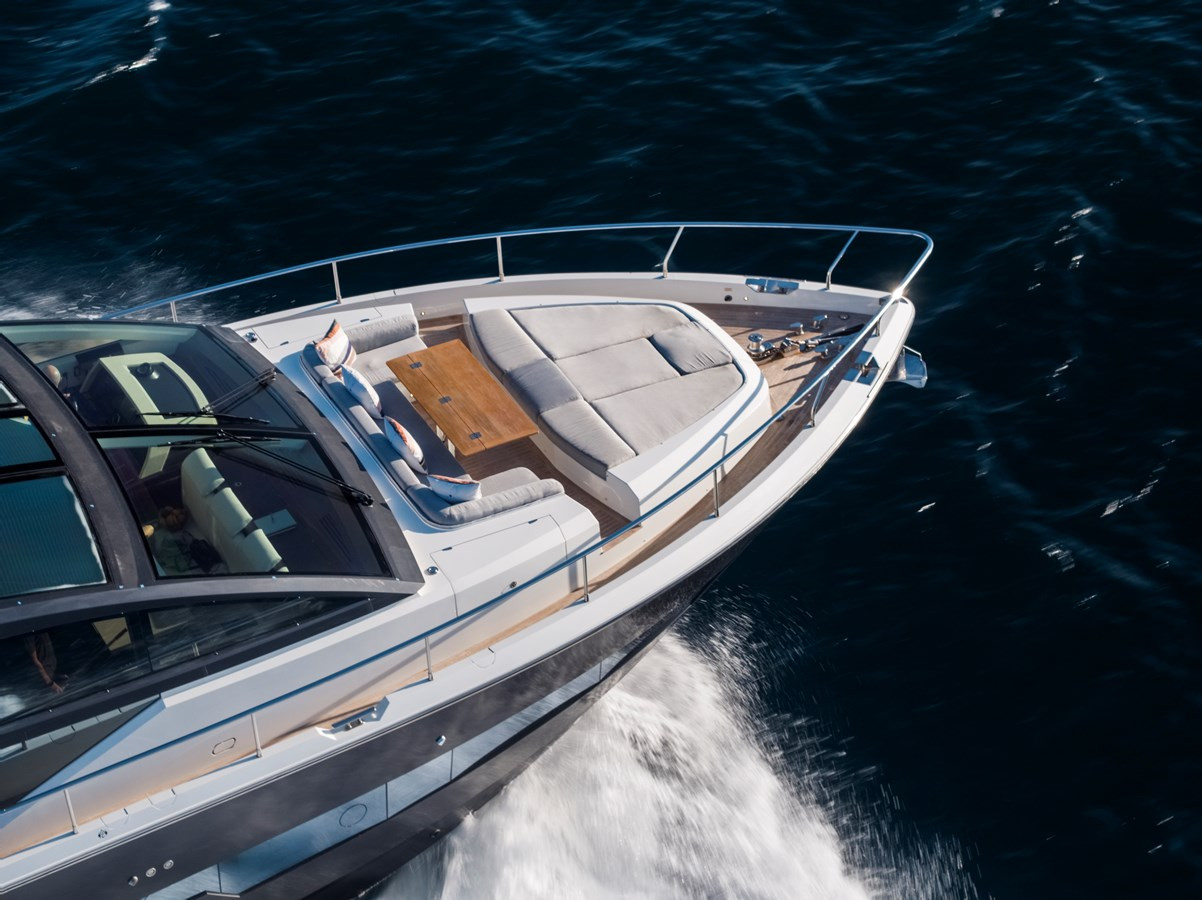 https://arconyachts.ams3.digitaloceanspaces.com/90436/conversions/large_4825019-optimize.jpg