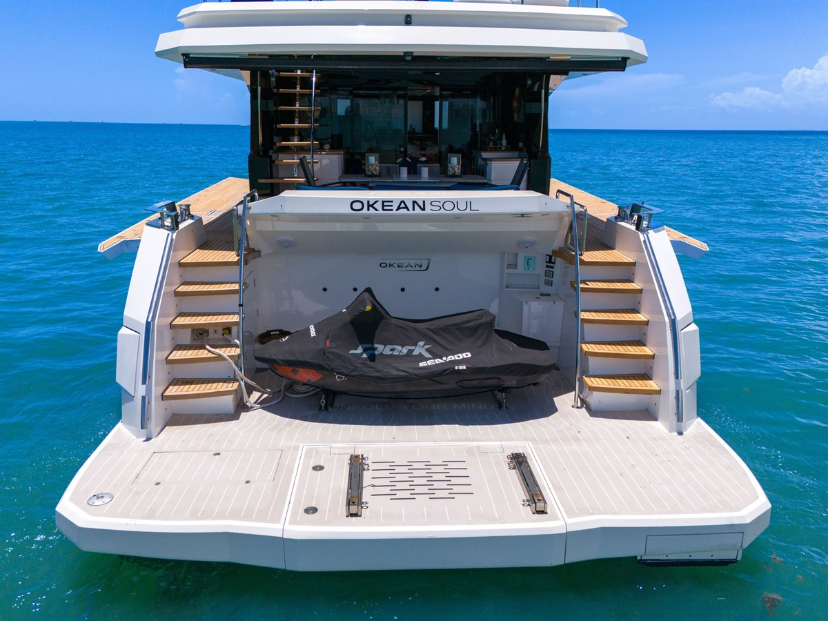 https://arconyachts.ams3.digitaloceanspaces.com/90464/conversions/large_4738435-optimize.jpg