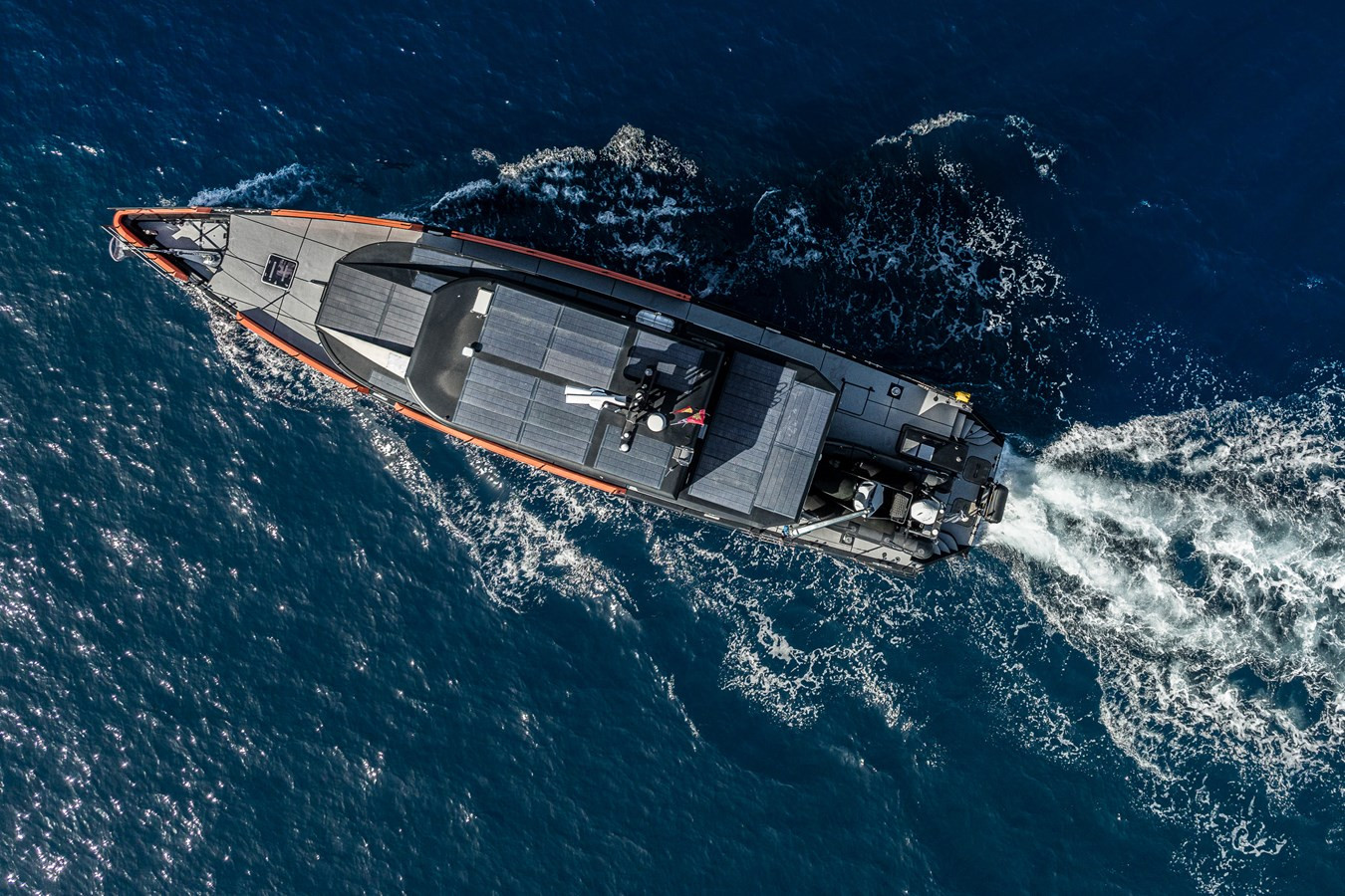 https://arconyachts.ams3.digitaloceanspaces.com/90538/conversions/large_4417812-optimize.jpg