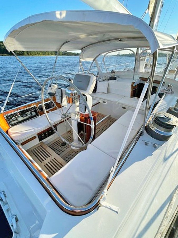 https://arconyachts.ams3.digitaloceanspaces.com/90786/conversions/large_3357212-optimize.jpg