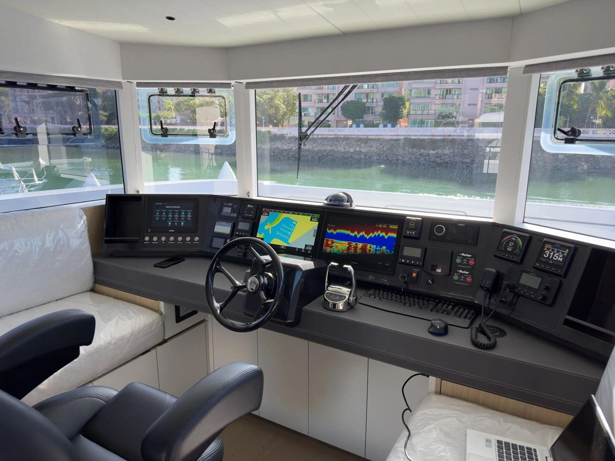 https://arconyachts.ams3.digitaloceanspaces.com/90878/conversions/large_4227391-optimize.jpg