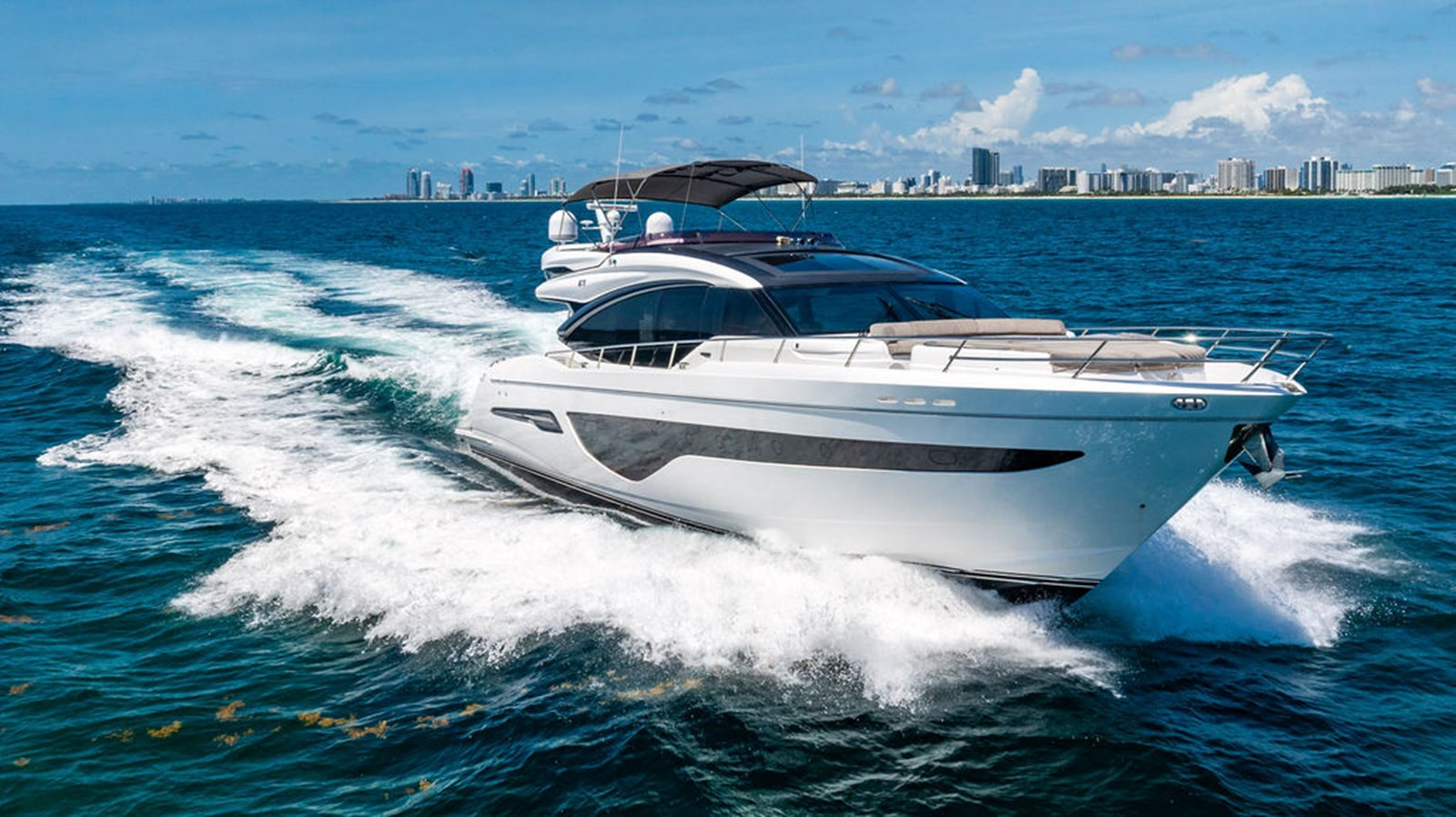 https://arconyachts.ams3.digitaloceanspaces.com/91258/conversions/large_4696475-optimize.jpg