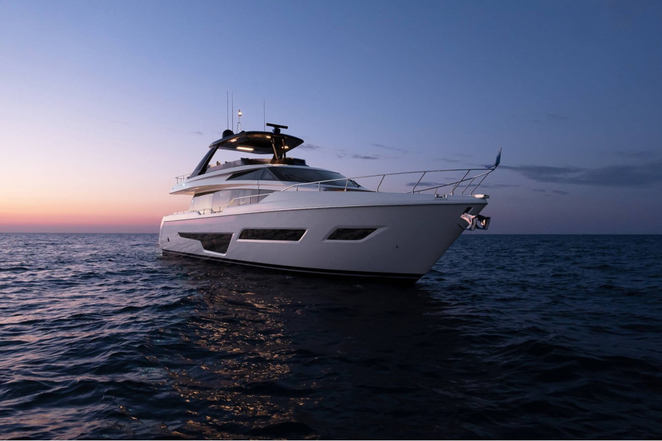 https://arconyachts.ams3.digitaloceanspaces.com/91333/conversions/large_4522233-optimize.jpg