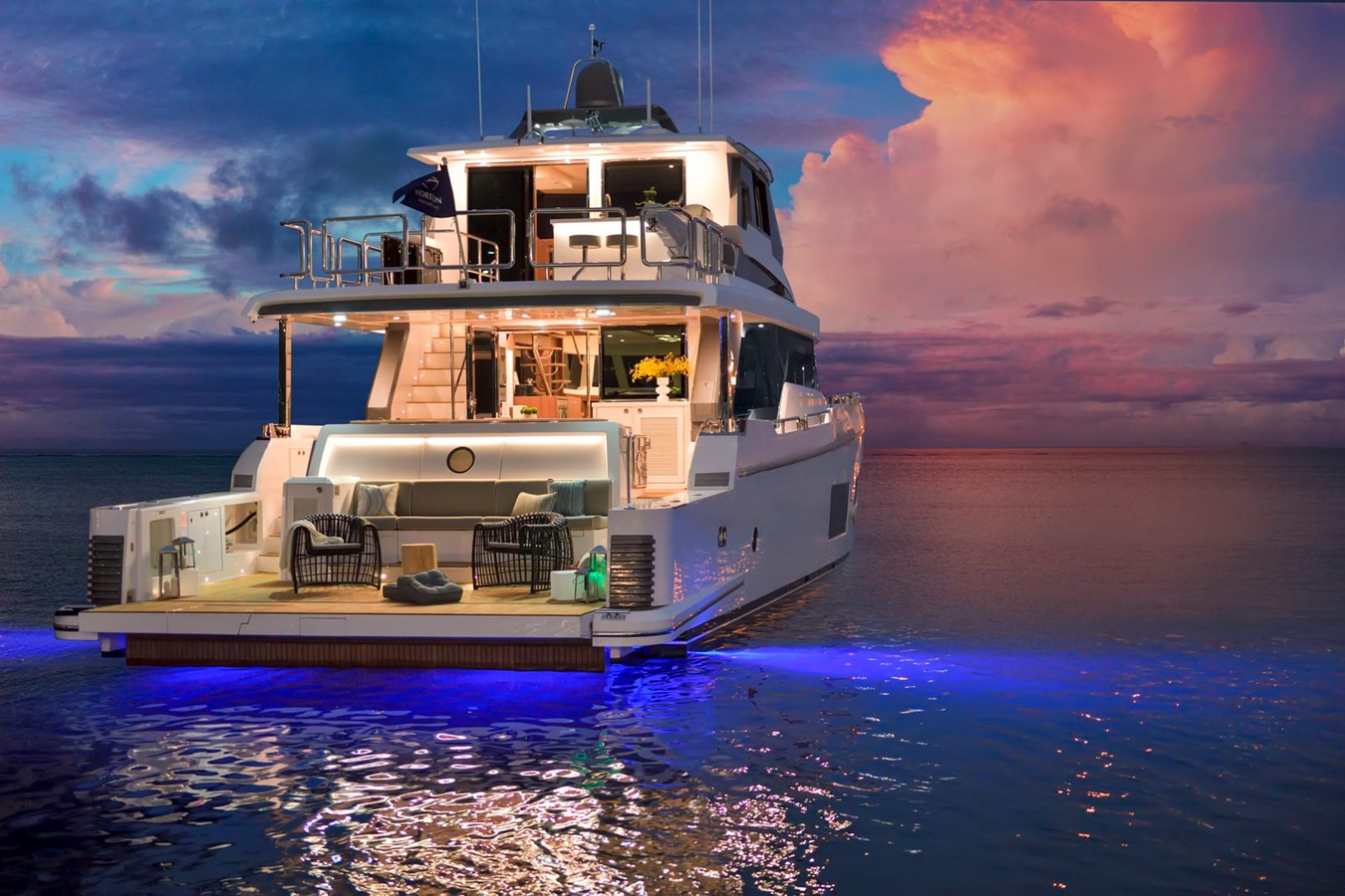 https://arconyachts.ams3.digitaloceanspaces.com/91375/conversions/large_4231577-optimize.jpg