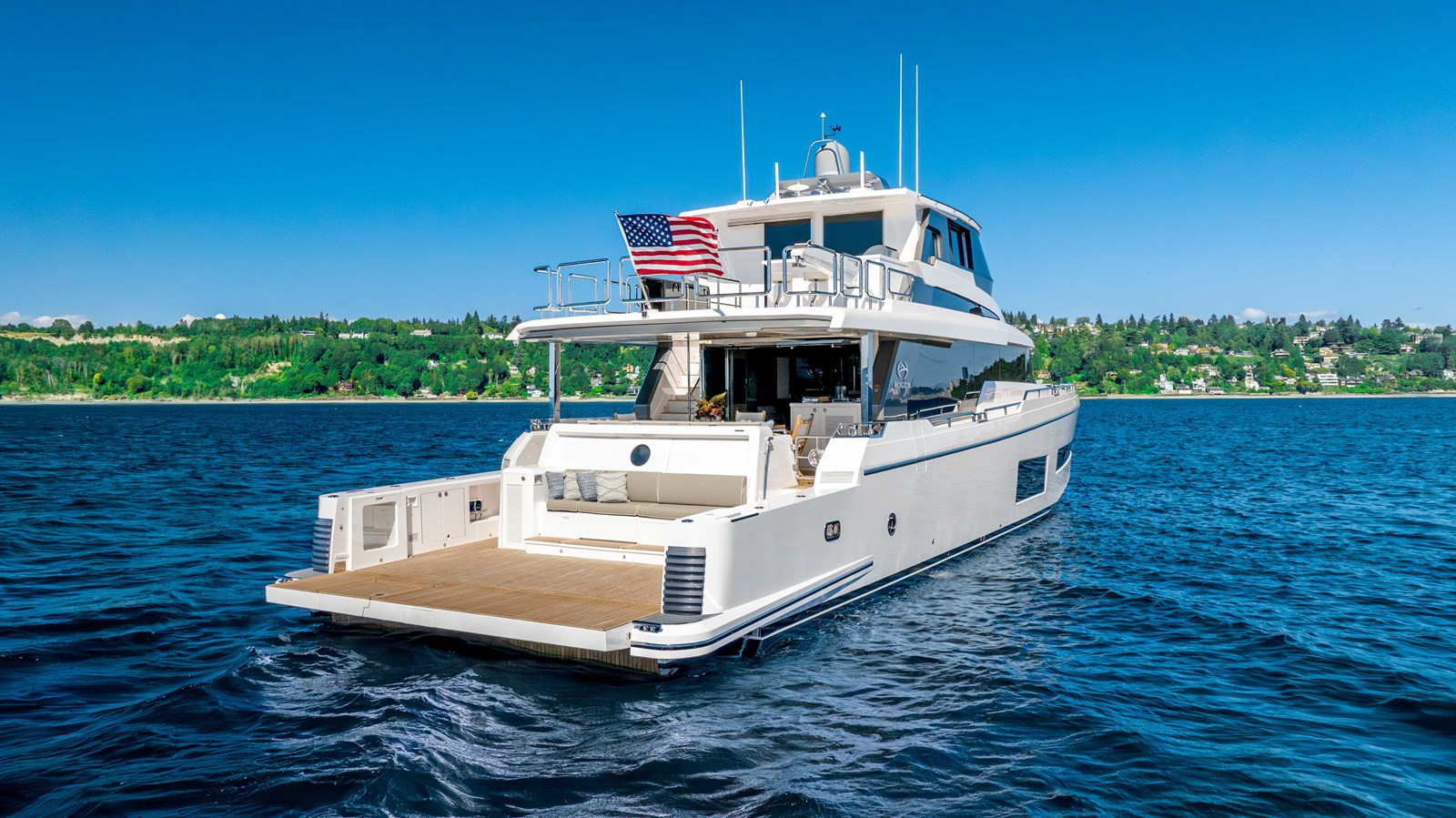 https://arconyachts.ams3.digitaloceanspaces.com/91378/conversions/large_4299956-optimize.jpg