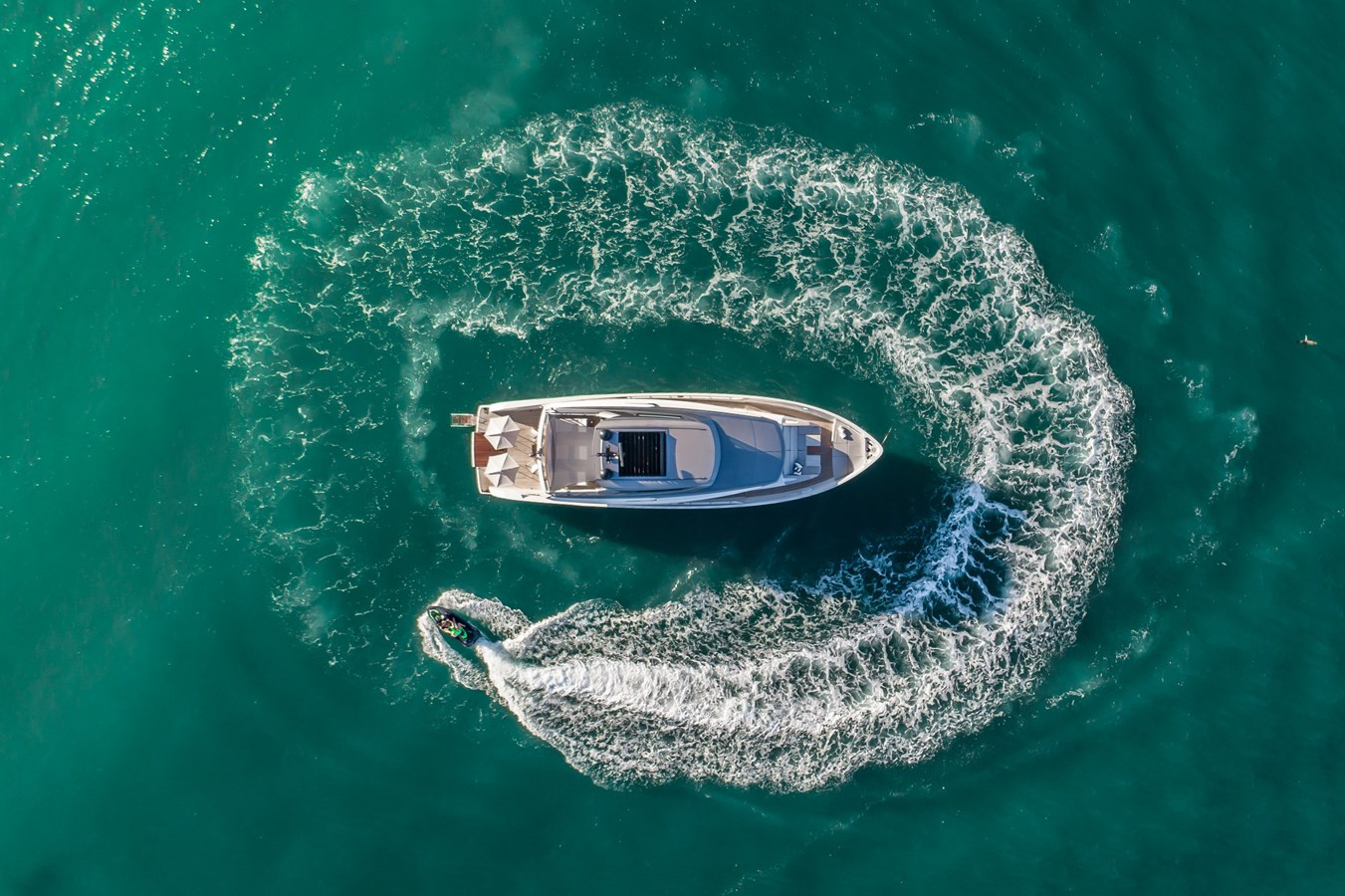 https://arconyachts.ams3.digitaloceanspaces.com/91529/conversions/large_4707023-optimize.jpg