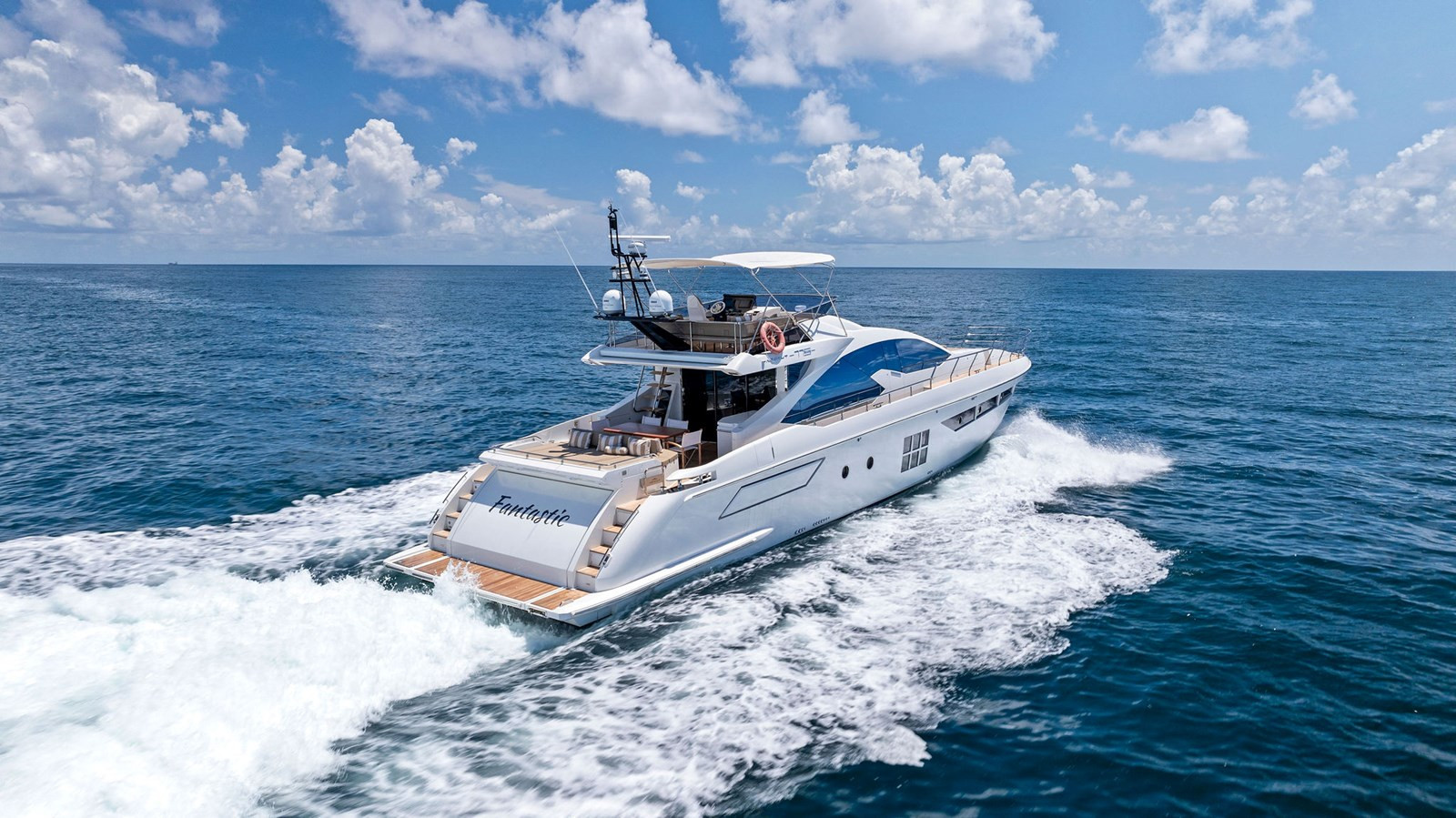 https://arconyachts.ams3.digitaloceanspaces.com/91957/conversions/large_4303821-optimize.jpg