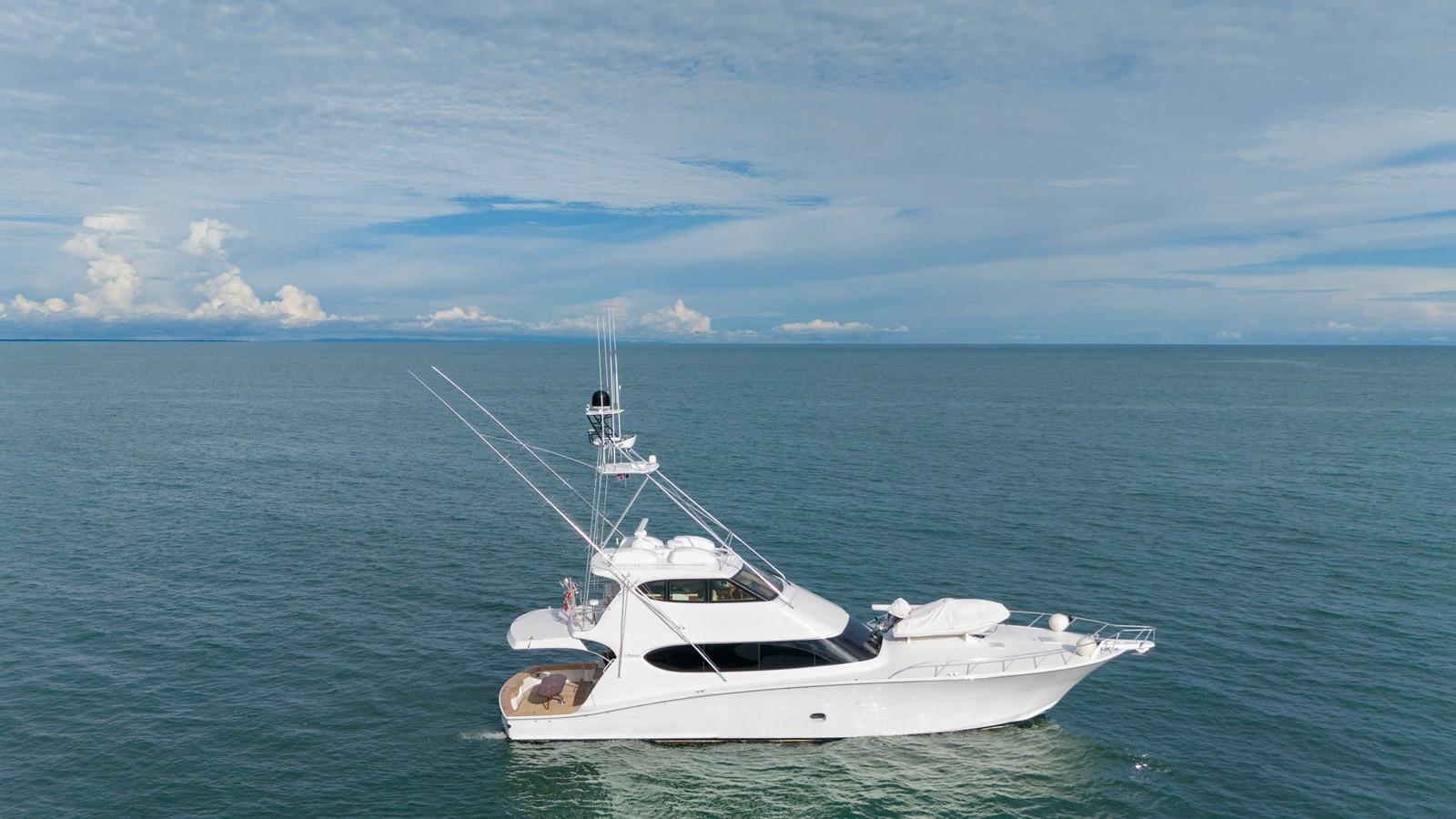 https://arconyachts.ams3.digitaloceanspaces.com/92037/conversions/large_4502710-optimize.jpg