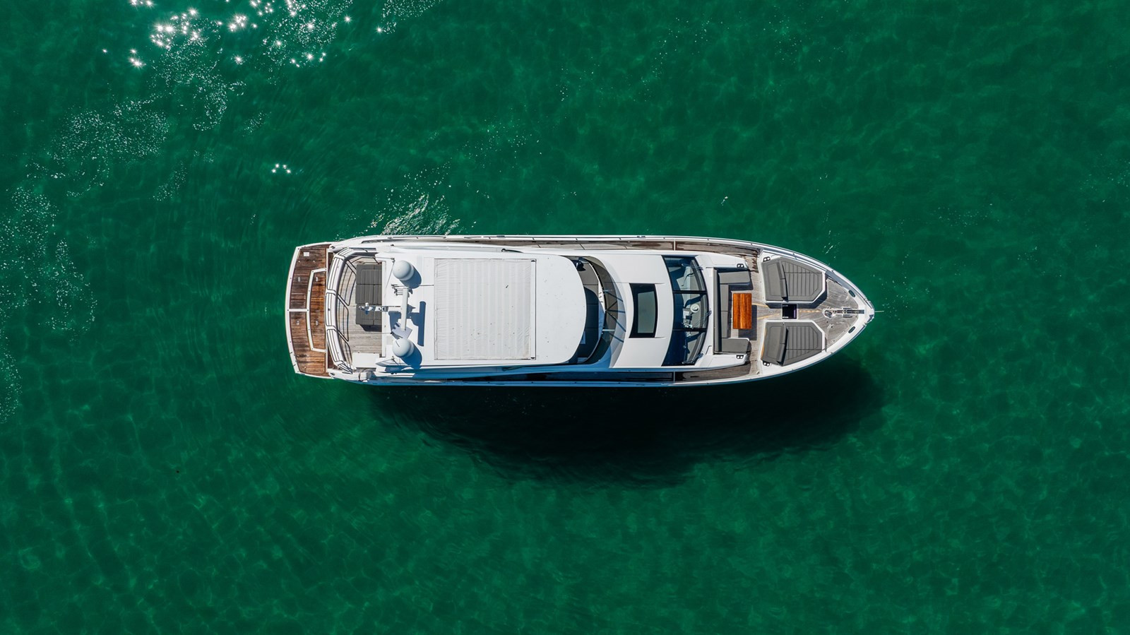 https://arconyachts.ams3.digitaloceanspaces.com/92150/conversions/large_4800215-optimize.jpg