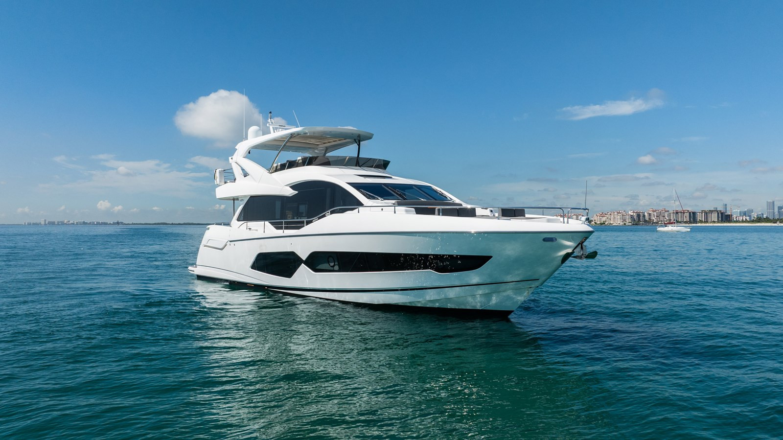 https://arconyachts.ams3.digitaloceanspaces.com/92159/conversions/large_4800218-optimize.jpg